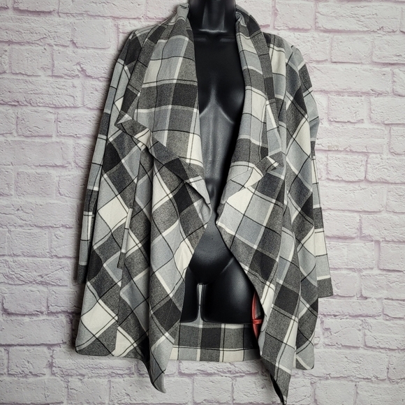 Matilda Jane Plaid Check it Twice Winter Coat XS - Picture 5 of 15